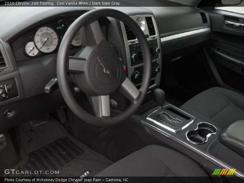 Cool Vanilla White / Dark Slate Gray 2010 Chrysler 300 Touring