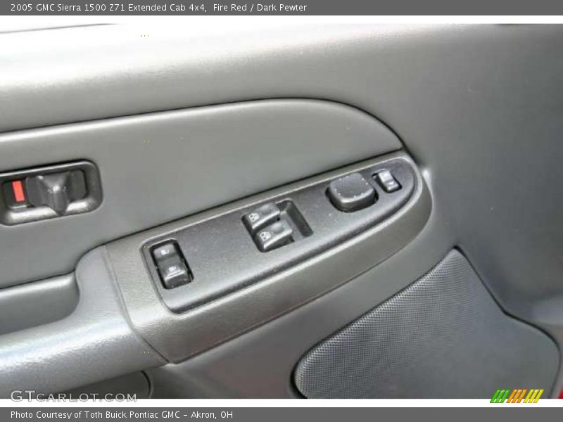 Fire Red / Dark Pewter 2005 GMC Sierra 1500 Z71 Extended Cab 4x4