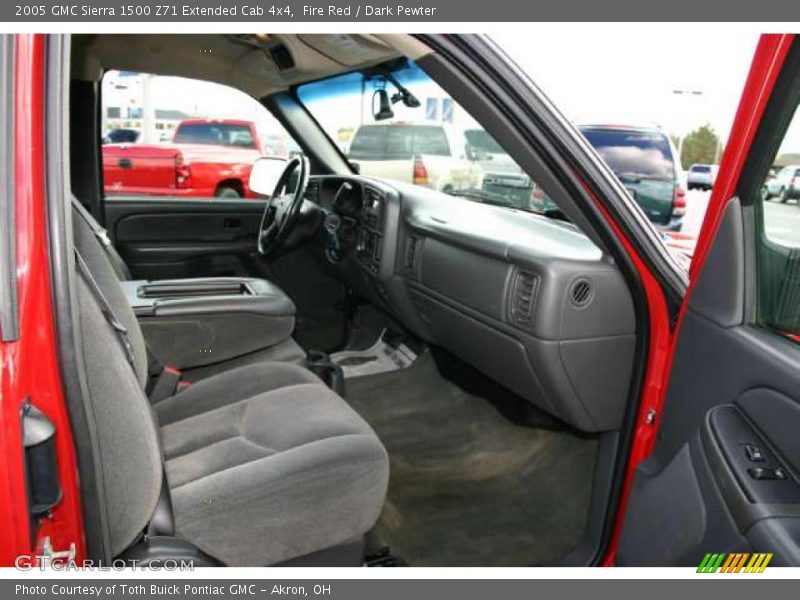 Fire Red / Dark Pewter 2005 GMC Sierra 1500 Z71 Extended Cab 4x4