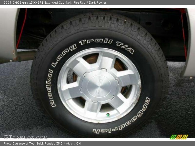Fire Red / Dark Pewter 2005 GMC Sierra 1500 Z71 Extended Cab 4x4
