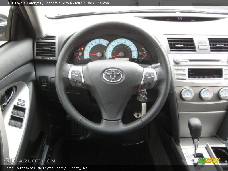 Magnetic Gray Metallic / Dark Charcoal 2011 Toyota Camry SE