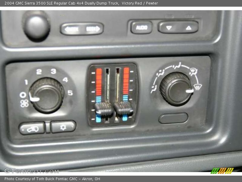 Victory Red / Pewter 2004 GMC Sierra 3500 SLE Regular Cab 4x4 Dually Dump Truck