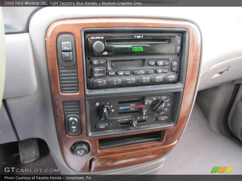 Controls of 2002 Windstar SEL