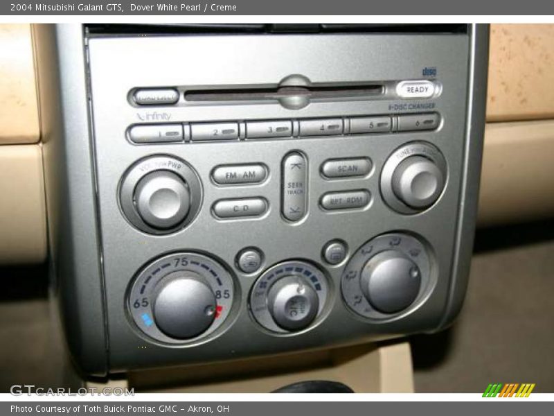 Dover White Pearl / Creme 2004 Mitsubishi Galant GTS
