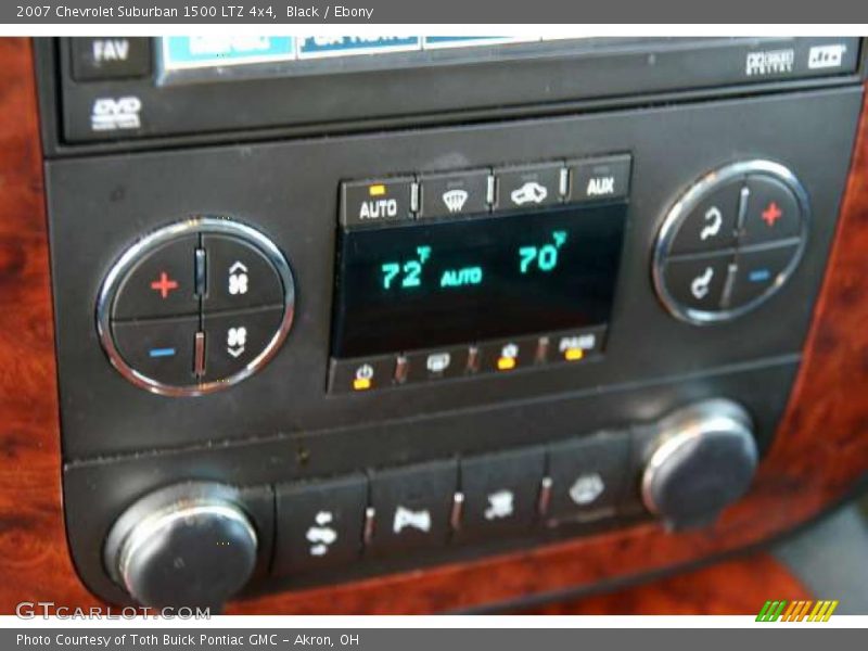 Black / Ebony 2007 Chevrolet Suburban 1500 LTZ 4x4