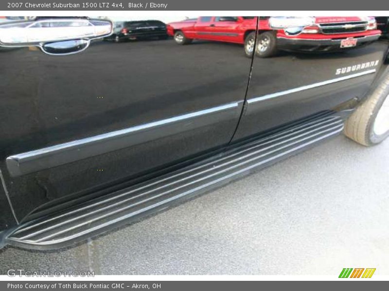 Black / Ebony 2007 Chevrolet Suburban 1500 LTZ 4x4