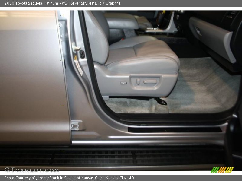 Silver Sky Metallic / Graphite 2010 Toyota Sequoia Platinum 4WD
