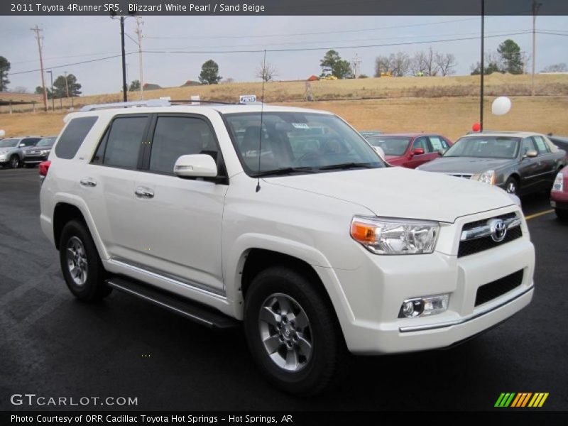 Blizzard White Pearl / Sand Beige 2011 Toyota 4Runner SR5