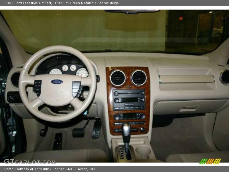 Titanium Green Metallic / Pebble Beige 2007 Ford Freestyle Limited