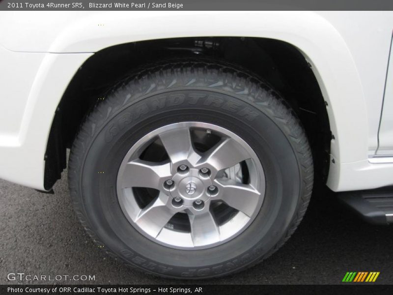 Blizzard White Pearl / Sand Beige 2011 Toyota 4Runner SR5