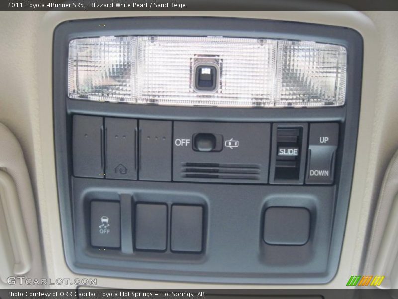 Blizzard White Pearl / Sand Beige 2011 Toyota 4Runner SR5