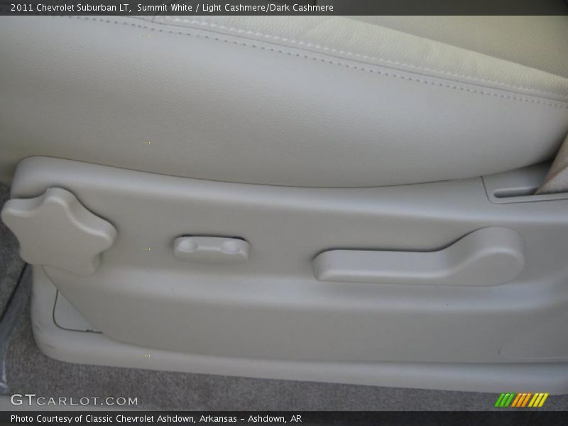 Summit White / Light Cashmere/Dark Cashmere 2011 Chevrolet Suburban LT