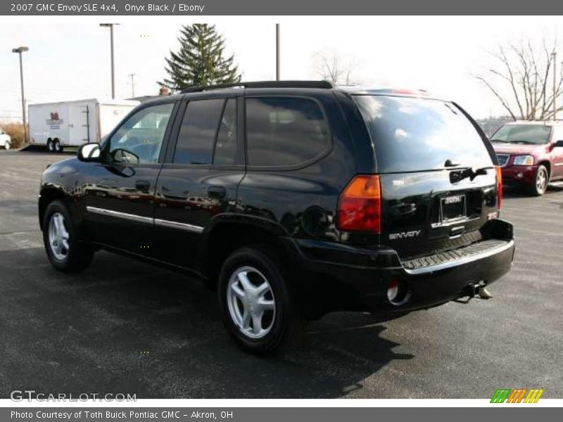 Onyx Black / Ebony 2007 GMC Envoy SLE 4x4