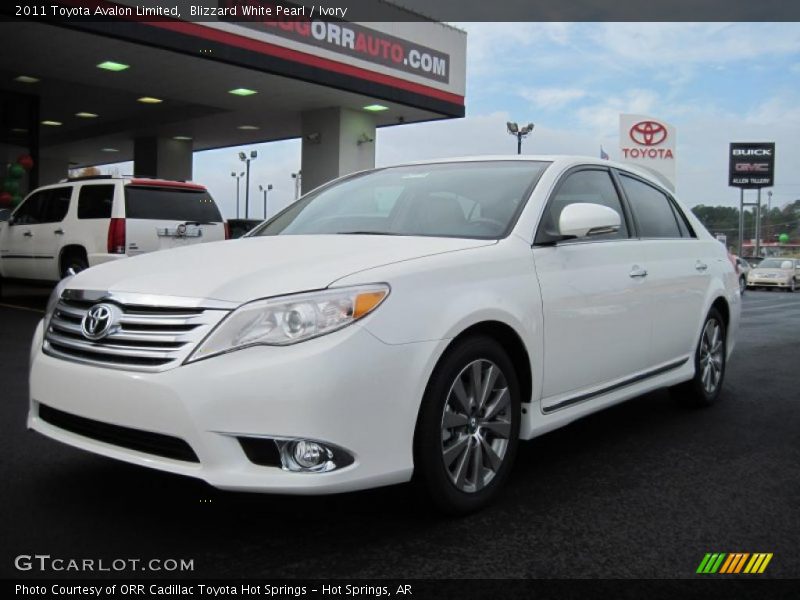 Blizzard White Pearl / Ivory 2011 Toyota Avalon Limited