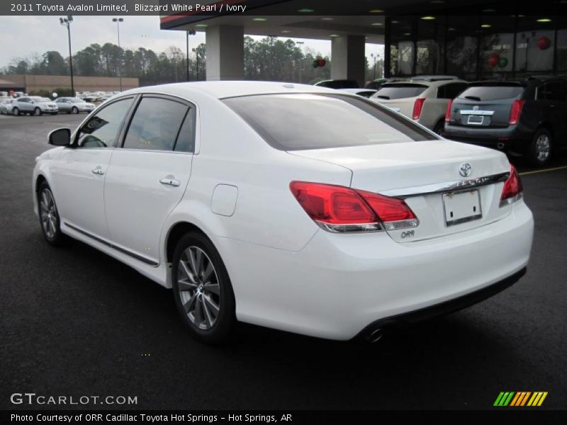 Blizzard White Pearl / Ivory 2011 Toyota Avalon Limited