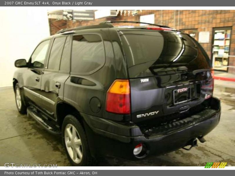 Onyx Black / Light Gray 2007 GMC Envoy SLT 4x4
