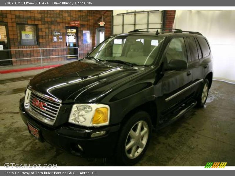 Onyx Black / Light Gray 2007 GMC Envoy SLT 4x4