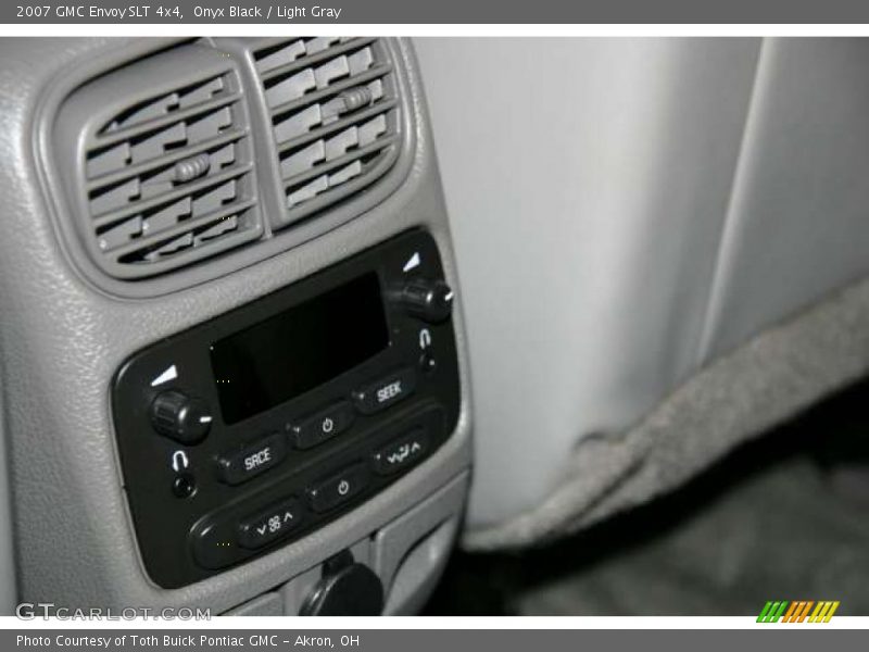 Onyx Black / Light Gray 2007 GMC Envoy SLT 4x4