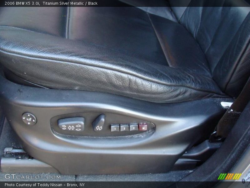 Titanium Silver Metallic / Black 2006 BMW X5 3.0i