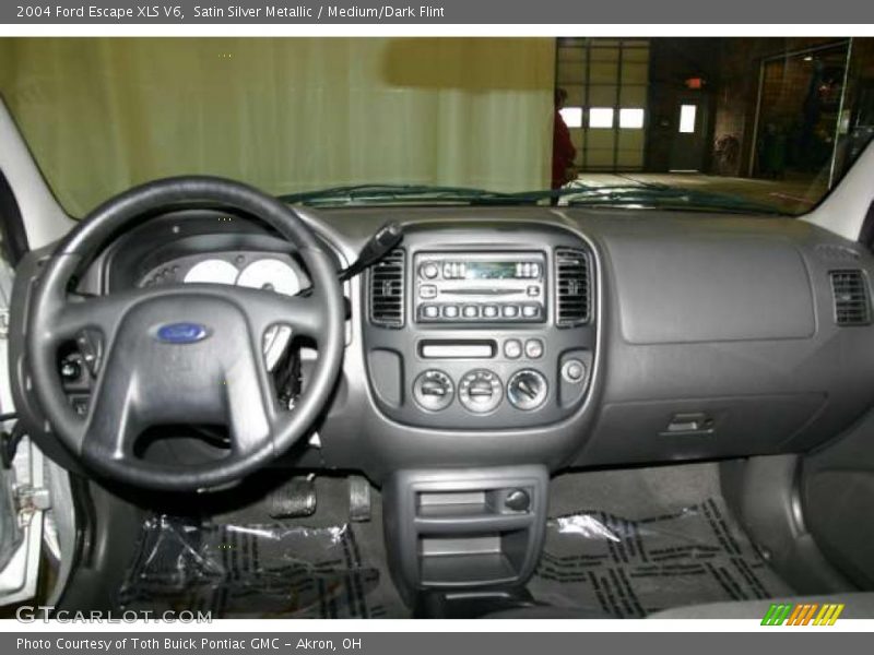 Satin Silver Metallic / Medium/Dark Flint 2004 Ford Escape XLS V6