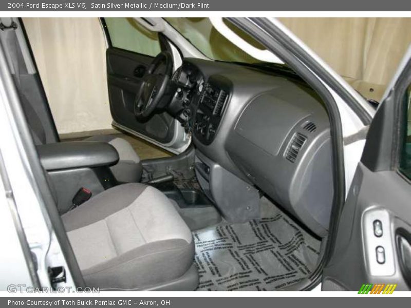 Satin Silver Metallic / Medium/Dark Flint 2004 Ford Escape XLS V6