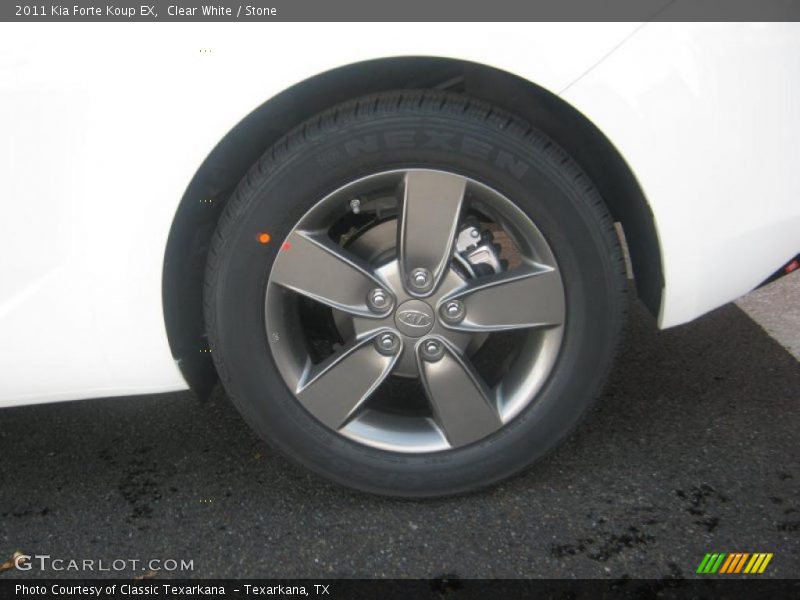 Clear White / Stone 2011 Kia Forte Koup EX