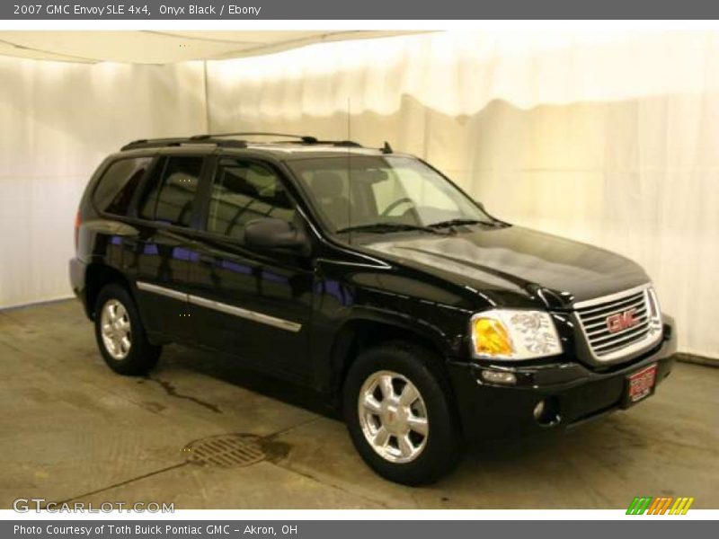 Onyx Black / Ebony 2007 GMC Envoy SLE 4x4