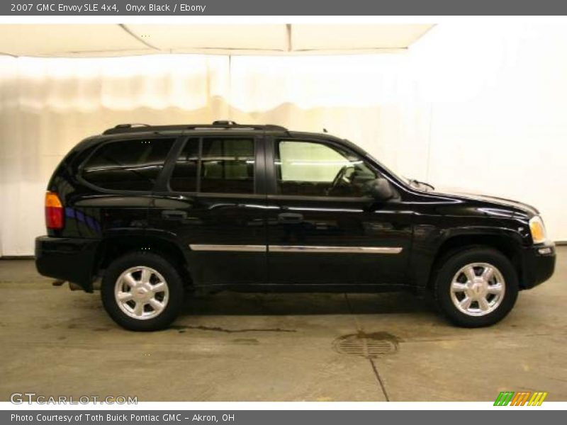 Onyx Black / Ebony 2007 GMC Envoy SLE 4x4