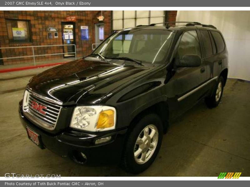 Onyx Black / Ebony 2007 GMC Envoy SLE 4x4