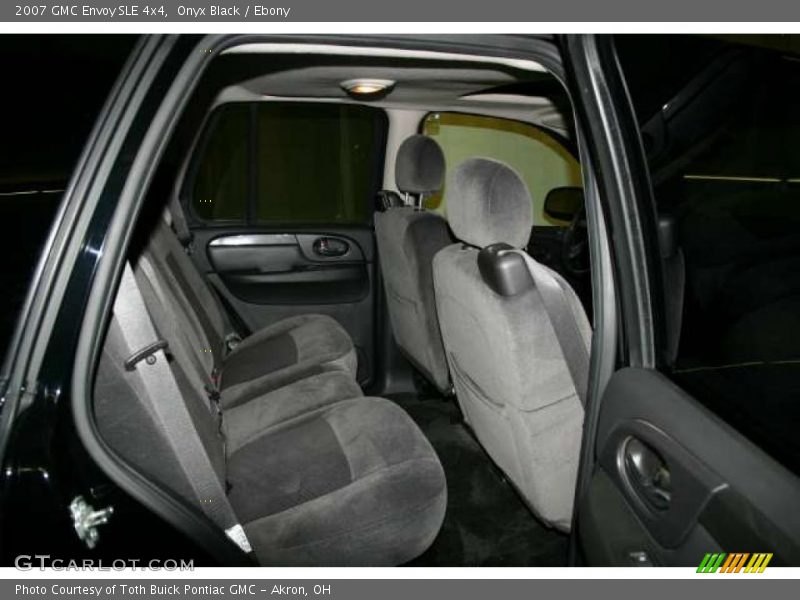 Onyx Black / Ebony 2007 GMC Envoy SLE 4x4