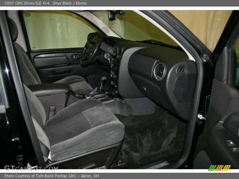 Onyx Black / Ebony 2007 GMC Envoy SLE 4x4