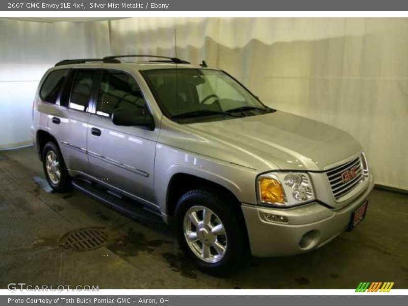 Silver Mist Metallic / Ebony 2007 GMC Envoy SLE 4x4