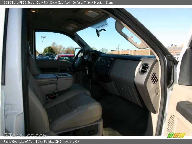 Oxford White / Medium Stone 2010 Ford F350 Super Duty FX4 Crew Cab 4x4