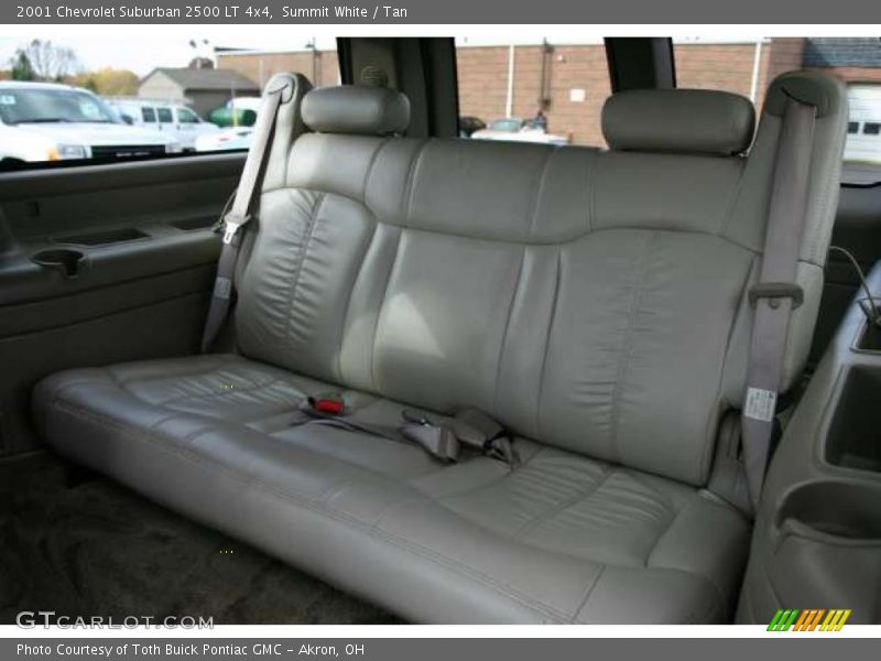 Summit White / Tan 2001 Chevrolet Suburban 2500 LT 4x4