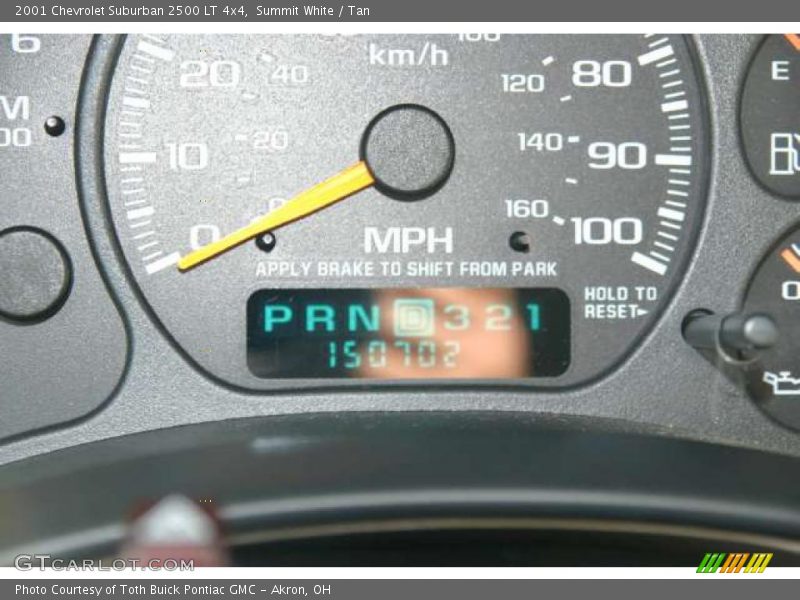 Summit White / Tan 2001 Chevrolet Suburban 2500 LT 4x4