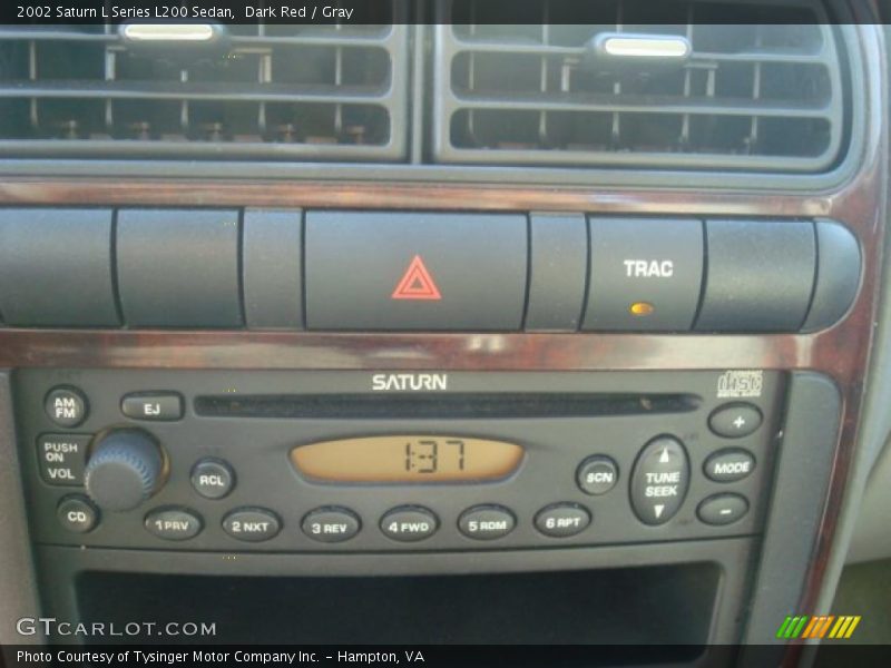 Dark Red / Gray 2002 Saturn L Series L200 Sedan