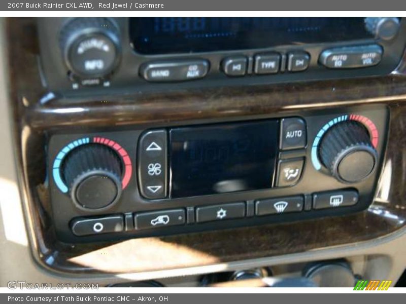 Controls of 2007 Rainier CXL AWD