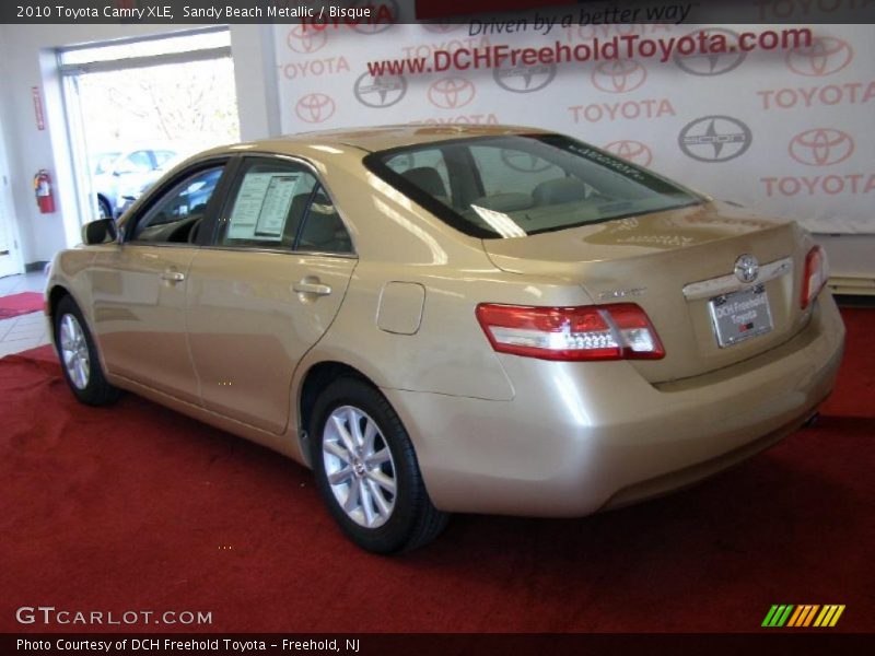 Sandy Beach Metallic / Bisque 2010 Toyota Camry XLE
