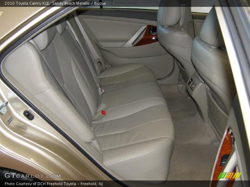 Sandy Beach Metallic / Bisque 2010 Toyota Camry XLE