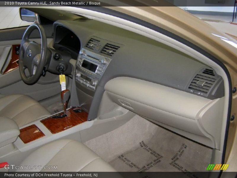 Sandy Beach Metallic / Bisque 2010 Toyota Camry XLE