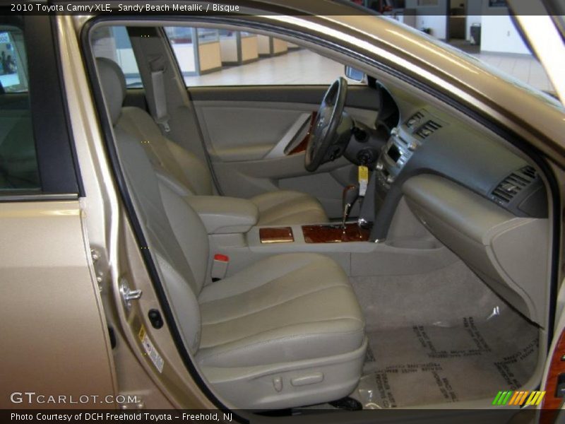 Sandy Beach Metallic / Bisque 2010 Toyota Camry XLE