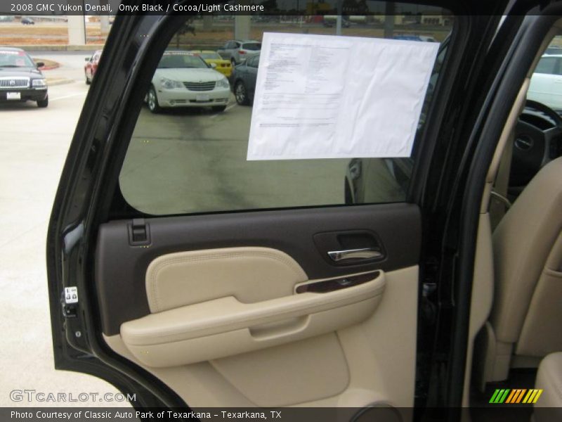 Onyx Black / Cocoa/Light Cashmere 2008 GMC Yukon Denali