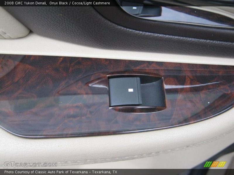 Onyx Black / Cocoa/Light Cashmere 2008 GMC Yukon Denali