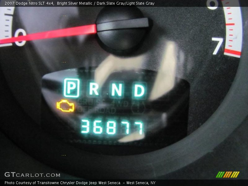 Bright Silver Metallic / Dark Slate Gray/Light Slate Gray 2007 Dodge Nitro SLT 4x4
