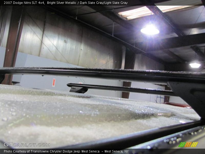 Bright Silver Metallic / Dark Slate Gray/Light Slate Gray 2007 Dodge Nitro SLT 4x4