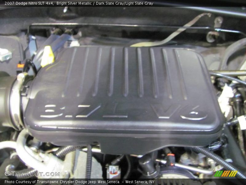 Bright Silver Metallic / Dark Slate Gray/Light Slate Gray 2007 Dodge Nitro SLT 4x4