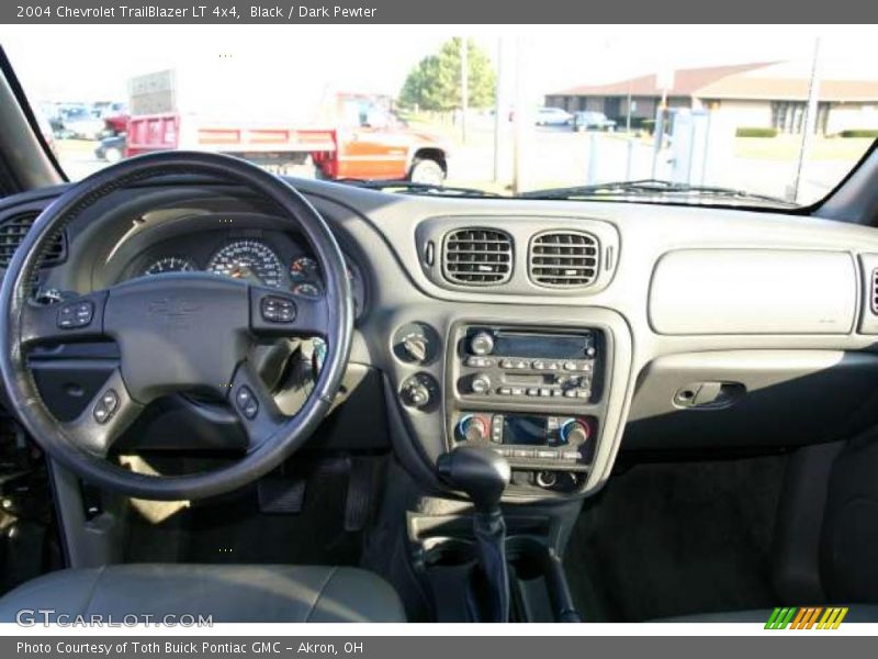 Black / Dark Pewter 2004 Chevrolet TrailBlazer LT 4x4