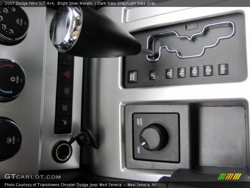 Bright Silver Metallic / Dark Slate Gray/Light Slate Gray 2007 Dodge Nitro SLT 4x4