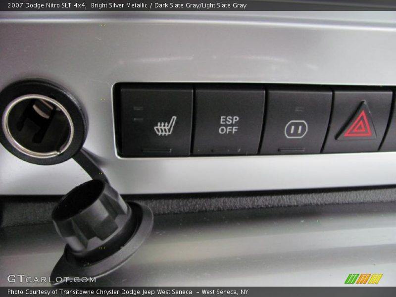 Bright Silver Metallic / Dark Slate Gray/Light Slate Gray 2007 Dodge Nitro SLT 4x4