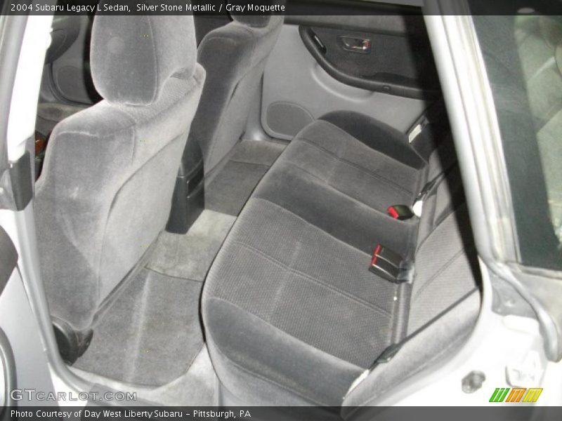  2004 Legacy L Sedan Gray Moquette Interior
